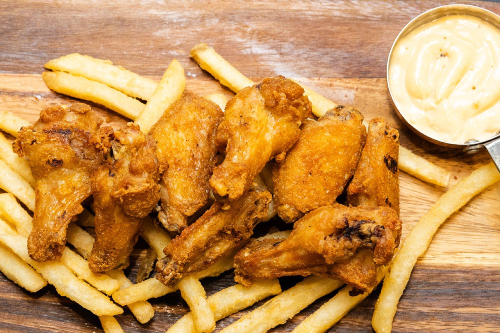 Chicken Wings with Fries